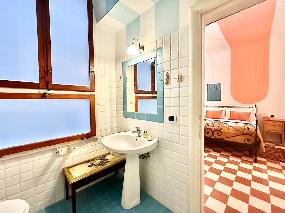 Raffaelli Rooms Travel Florence Close San Frediano 외부 사진